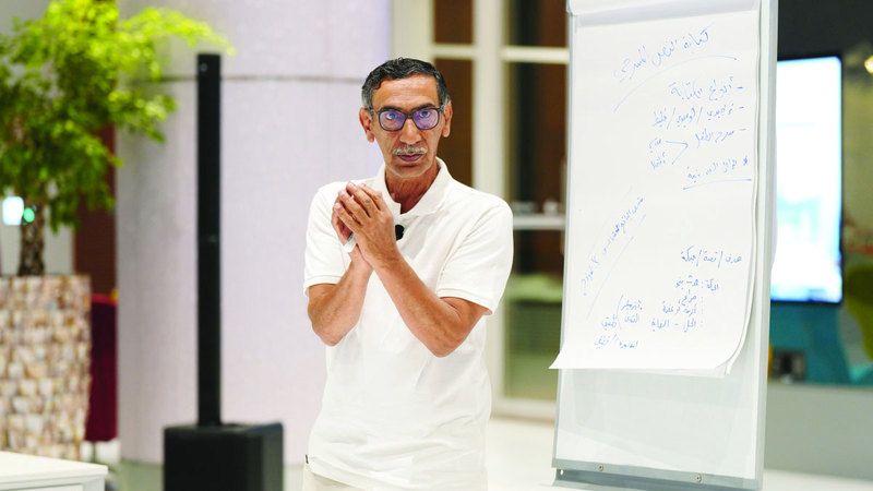 الامارات | الحليان يقدم ورشة إبداعية لمكتبة محمد بن راشد مع مسرح دبي الوطني
