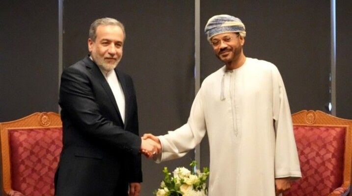 الخارجية الإيرانية: عراقجي سلّم نظيره العُماني محاور إيران ومواقفها لنقلها إلى الجانب الأميركي