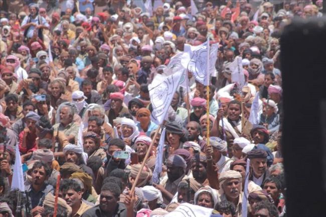 قبائل حضرموت ترفع شعار الحكم الذاتي وتطالب بدعمه دولياً