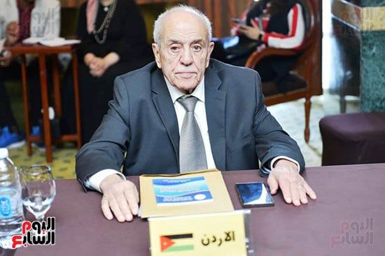 نقيب أطباء فلسطين: نعانى من نقص بالكوادر والمبانى لتقديم الخدمات لأهالى غزة