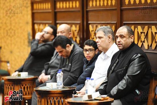 أصالة ودنيا عبد العزيز وبشرى ودينا فؤاد فى عزاء والدة زوجة رامى صبرى.. صور