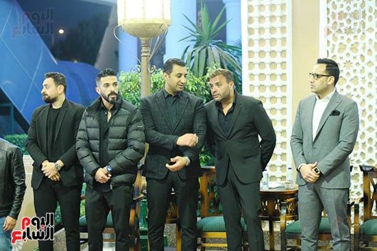 شذى وأحمد زاهر وسامو زين وتامر حسين فى عزاء والدة زوجة رامى صبرى.. صور