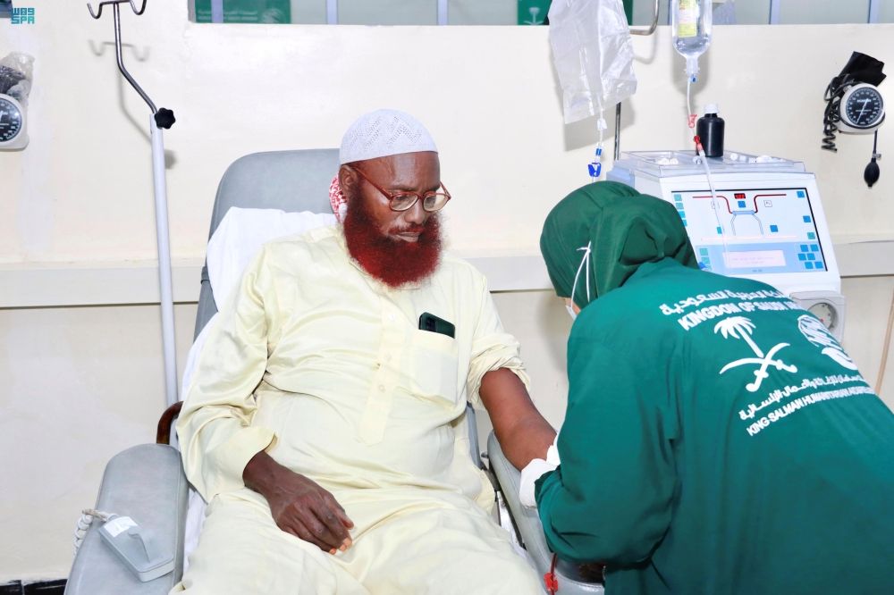 في 3 دول.. مركز الملك سلمان يواصل تقديم المساعدات الغذائية والطبية