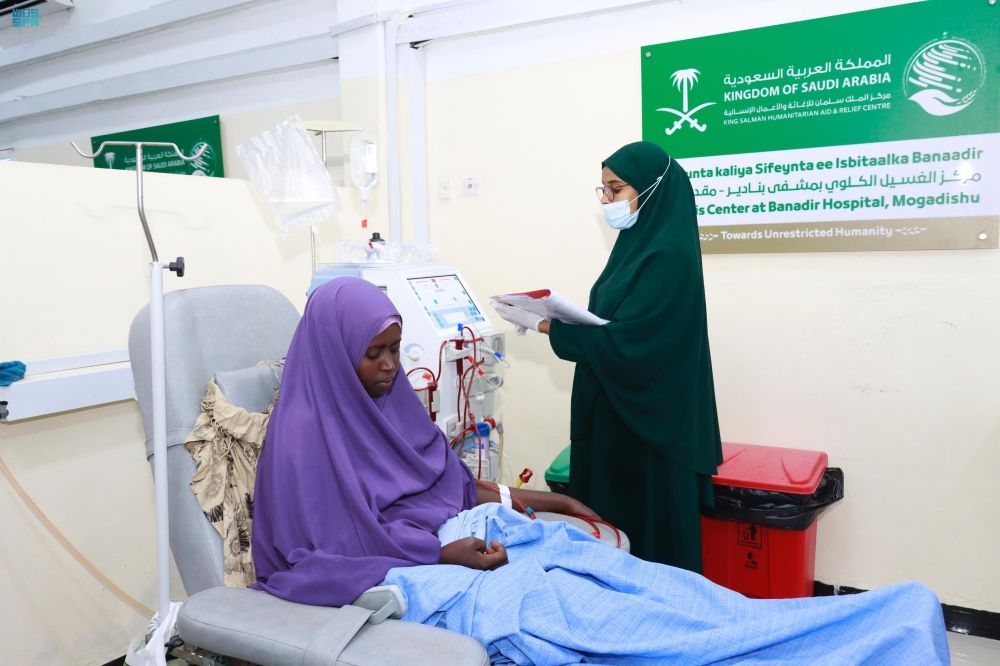 في 3 دول.. مركز الملك سلمان يواصل تقديم المساعدات الغذائية والطبية