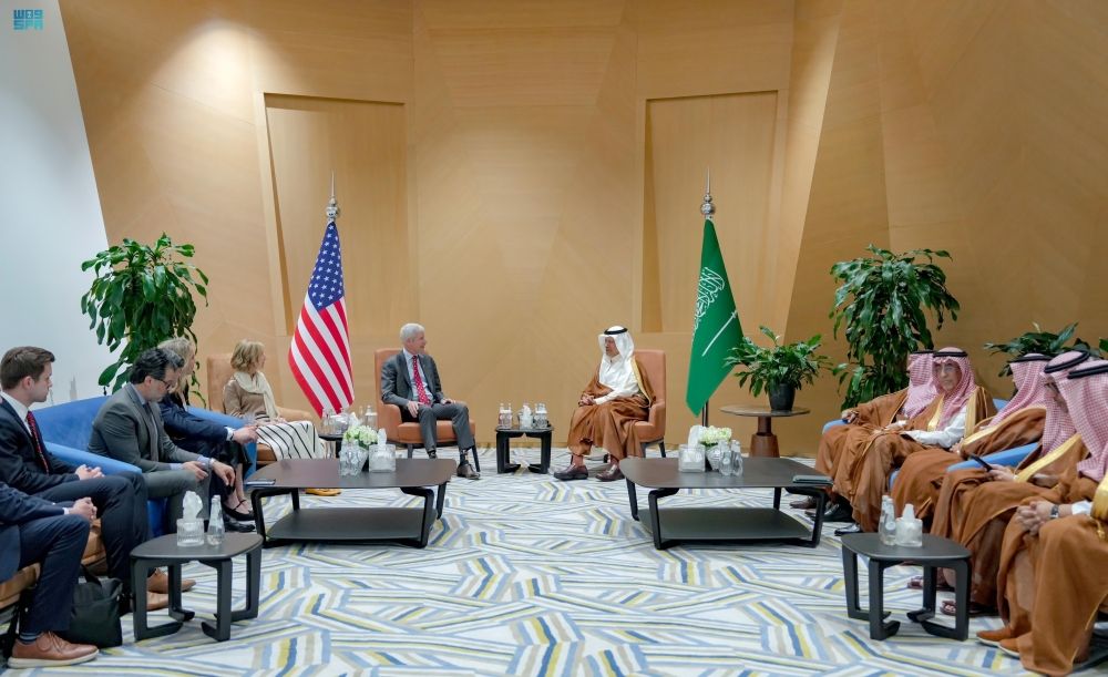 وزير الطاقة يبحث تعزيز العمل البحثي مع نظيره الأمريكي