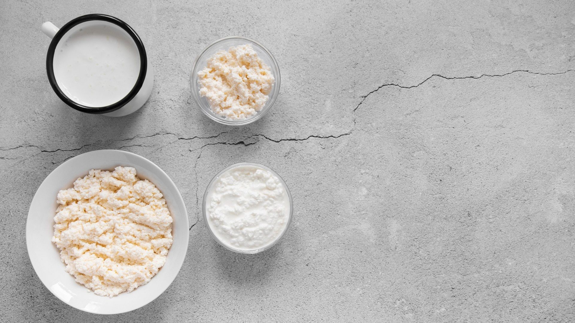 أفضل خلطات تبييض الوجه واليدين والرقبة بمكونات تجعل البشرة أفتح وأنعم