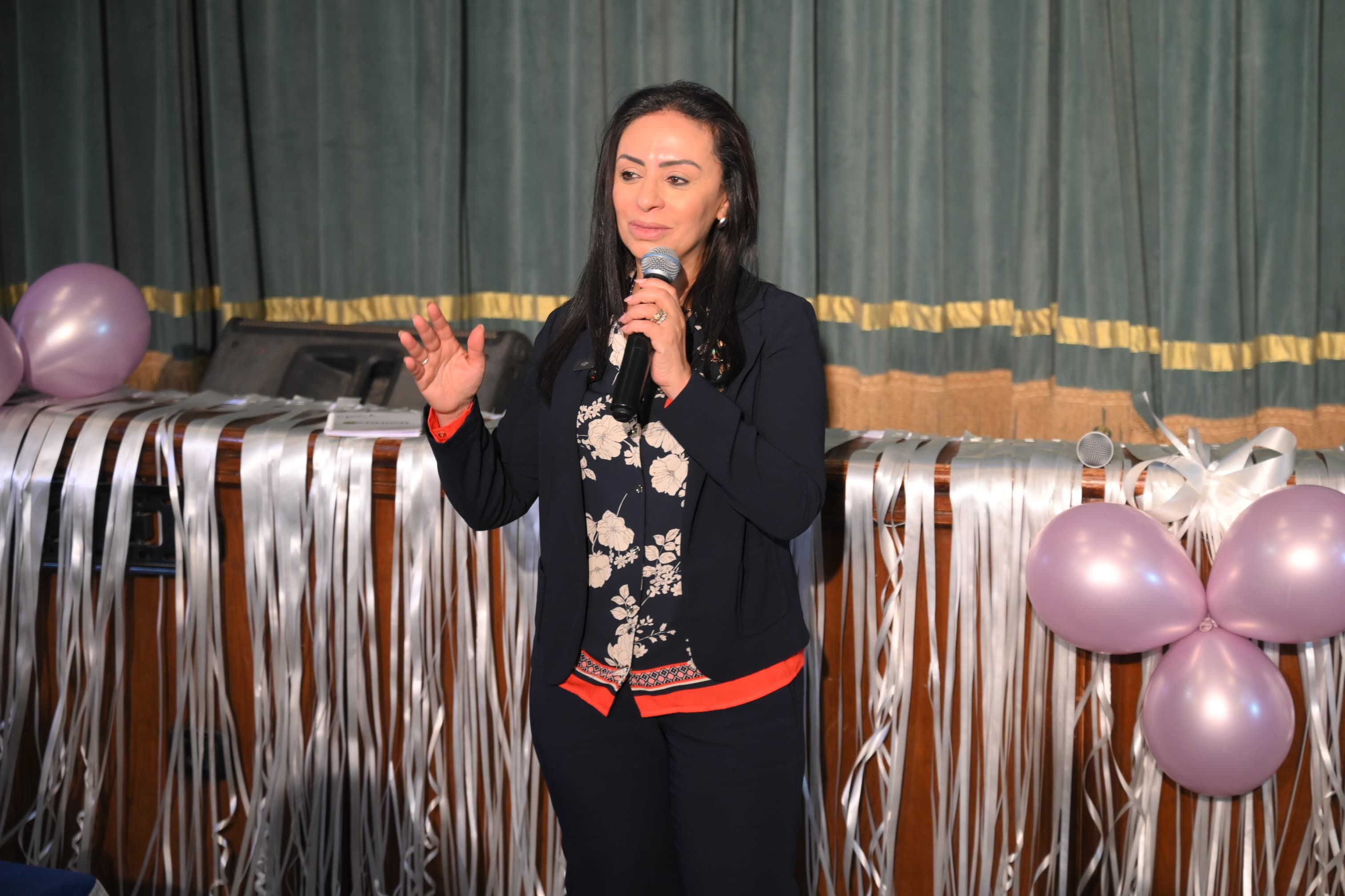 وزيرة التضامن تشهد حفل تخرج طالبات مرحلة رياض الأطفال بمدرسة كلية رمسيس للبنات