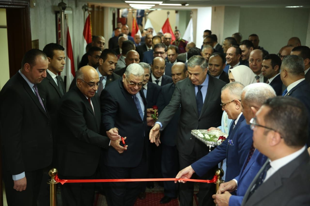 وزير العدل يفتتح مكتب توثيق الشهر العقارى بمجمع محاكم مجلس الدولة بالإسكندرية