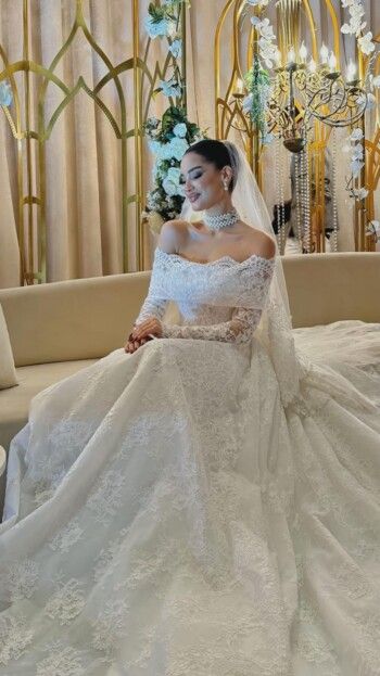 صدمة غير متوقعة .. فستان زفاف نارين بيوتي فضح ما تعرض له إيلي صعب