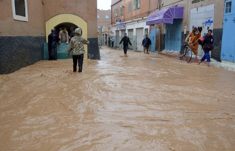 مراكش تغرق في مياه الأمطار