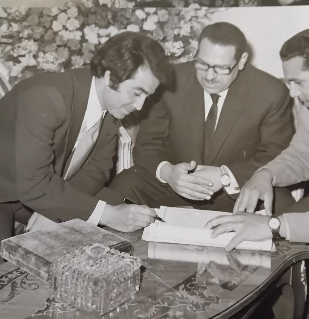 شمس البارودى تنشر صورا من عقد قرانها على حسن يوسف.. وتكشف: أحيى ذكراه بختم القرآن