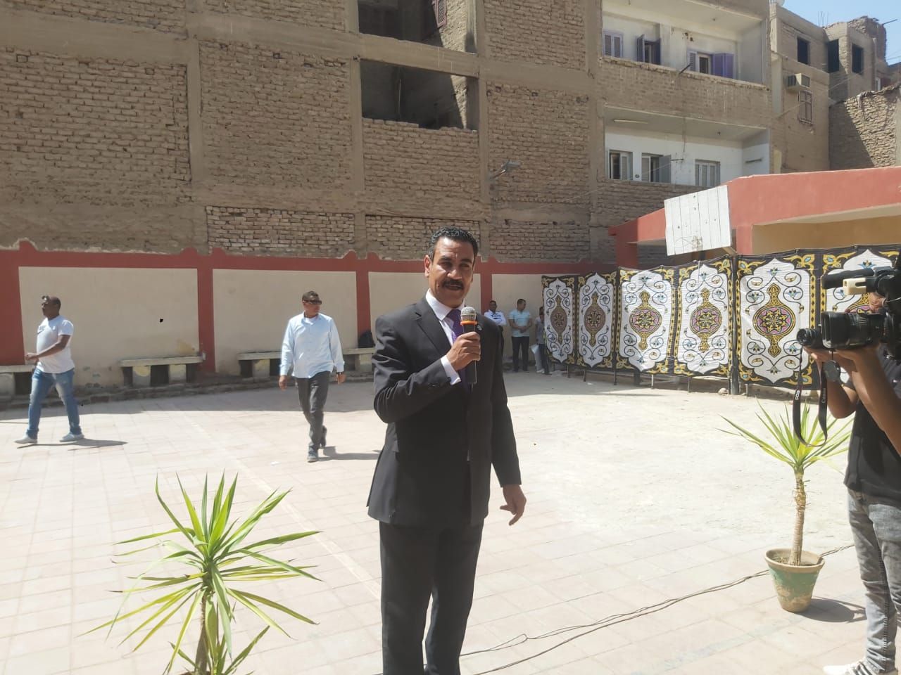 تكريم أسر الشهداء بحفل ختام الأنشطة التربوية بإدارة دشنا التعليمية بقنا