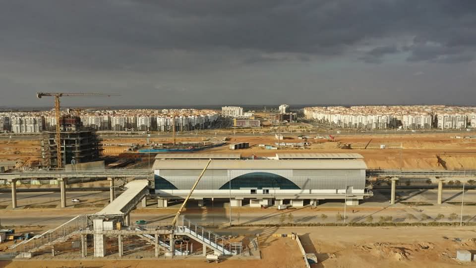 شاهد محطة مونوريل حى المال والأعمال بالعاصمة الإدارية