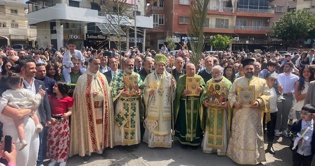 زياح موحد للطوائف المسيحية في ميناء طرابلس