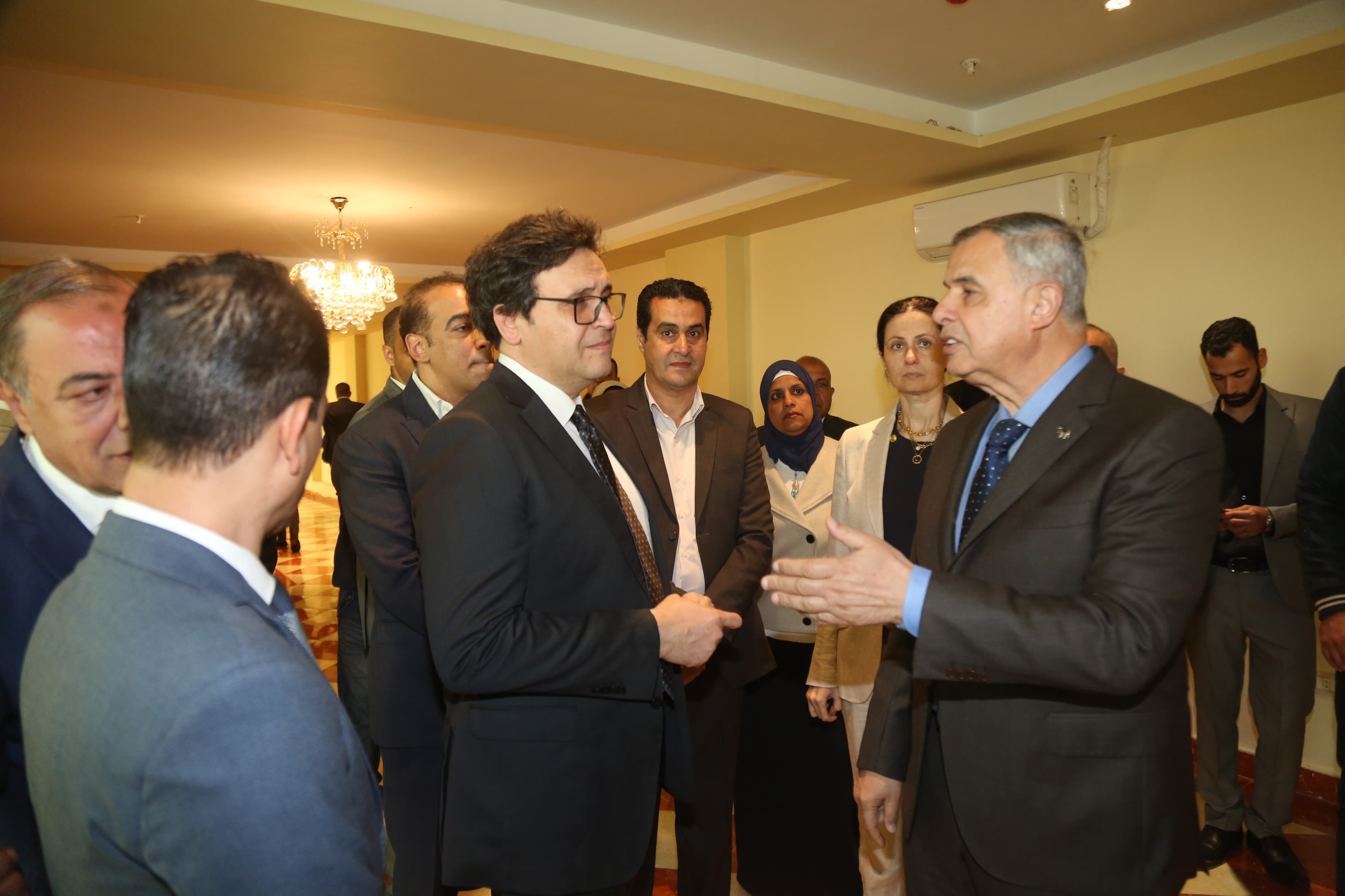 وزير الثقافة ومحافظ الإسكندرية يفتتحان مسرح بيرم التونسي بعد تطويره ورفع كفاءته