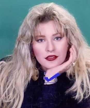 الذكرى الأولى لوفاة الفنانة شيرين سيف نصر.. اليوم