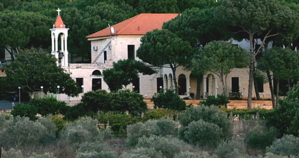 الأب سمعان ترأس قداس أحد الشعانين في دير مار أنطونيوس بالنبطية