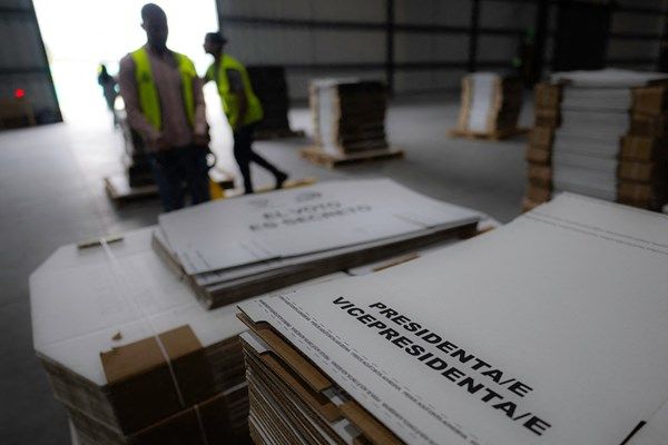 الإكوادور تصوت في الانتخابات الرئاسية