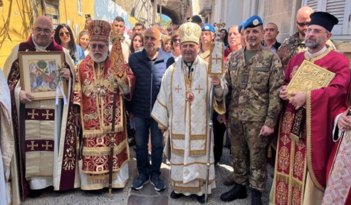 الطوائف المسيحية في صور احتفلت بأحد الشعانين وزياح جامع بمشاركة الجنرال نيقولا مندوليسي