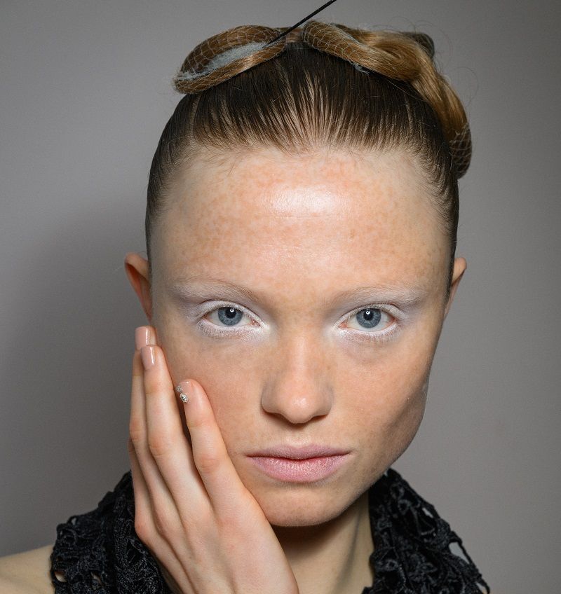 ألوان ظلال عيون مشرقة رائجة لصيف 2025.. لا غنى عنها هذا الموسم