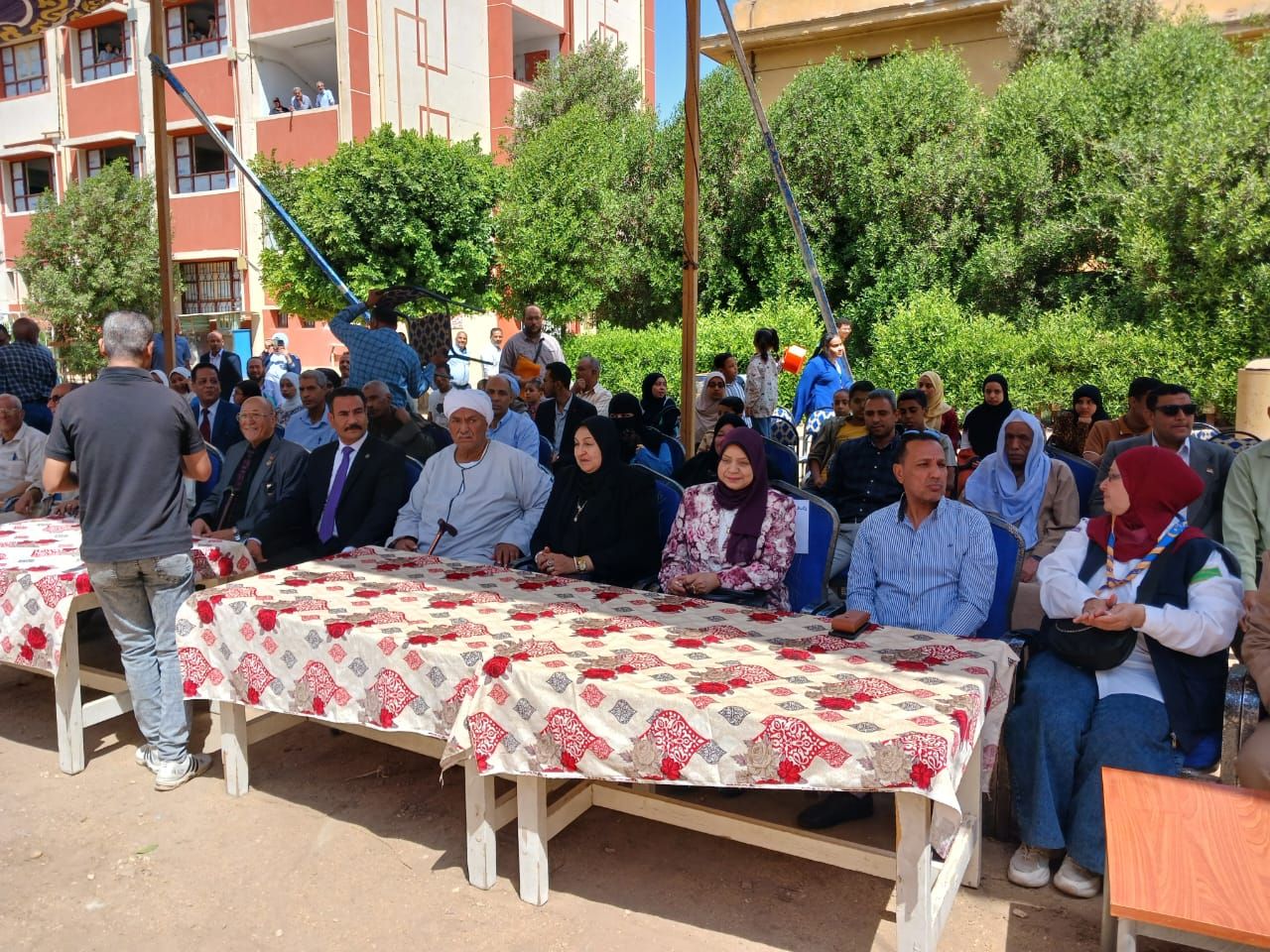 تكريم أسر الشهداء بحفل ختام الأنشطة التربوية بإدارة دشنا التعليمية بقنا