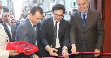 وزير الثقافة ومحافظ الإسكندرية يفتتحان مسرح بيرم التونسي بعد تطويره ورفع كفاءته