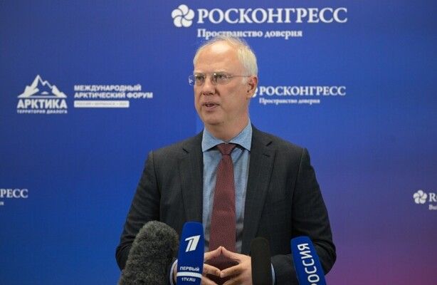 دميترييف: التعاون بين الولايات المتحدة وروسيا في قطاع الفضاء سيزدهر