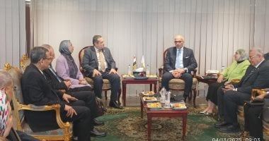 جامعة عين شمس تتقدم للحصول على الاعتماد المؤسسي من هيئة جودة التعليم