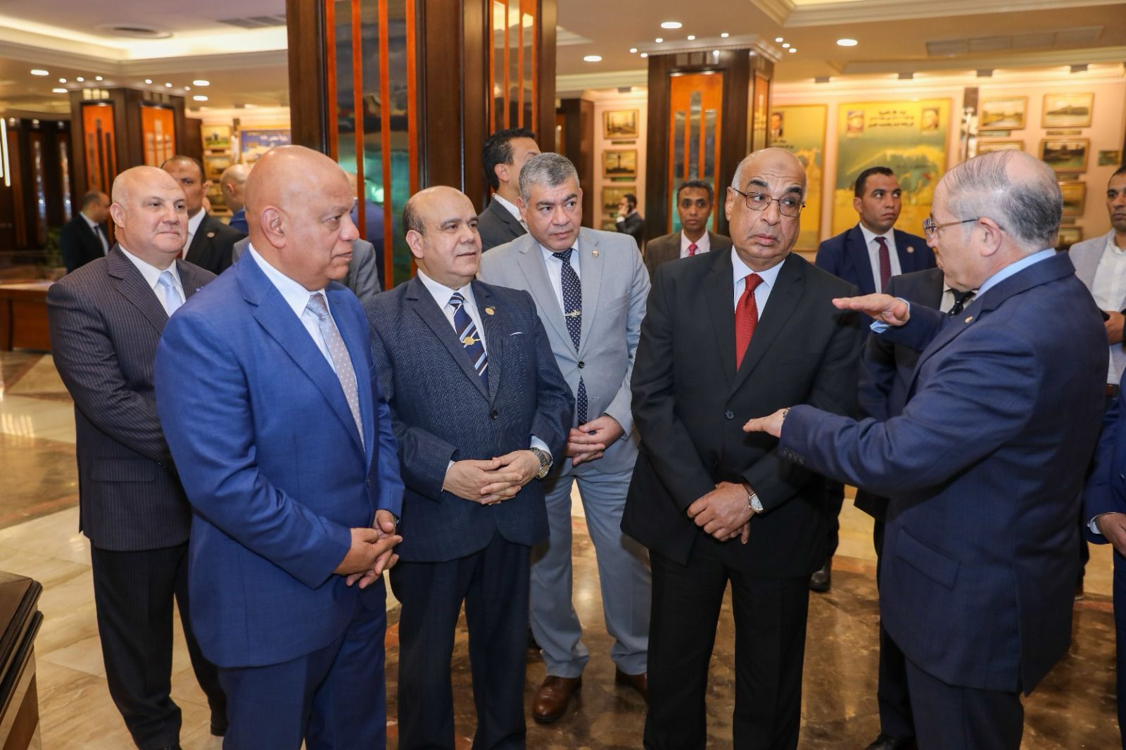 وزير العدل يفتتح فرعين للتوثيق في الإسكندرية ويتفقد مقر محكمة استئناف