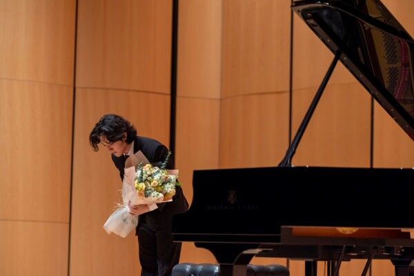 مهرجان أبو ظبي يقدّم عازف البيانو العالمي يونشان ليم لأول مرة في العالم العربي