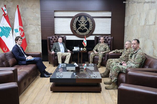 قائد الجيش عرض مع منتدب مجلس الشيوخ الأميركي سُبل دعم الجيش والأوضاع العامة في لبنان