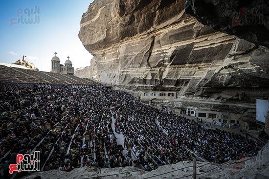 فرسان الخدمة فى أحد السعف.. اعرف جهود فريق الكشافة بدير سمعان في تنظيم الحفل