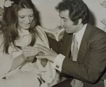 صور نادرة لشمس البارودي من عقد قرانها على حسن يوسف