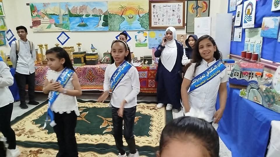 تكريم أسر الشهداء بحفل ختام الأنشطة التربوية بإدارة دشنا التعليمية بقنا