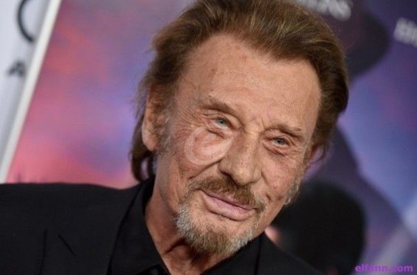 صورة نادرة لحفيد مغني الروك الفرنسي جوني هاليداي