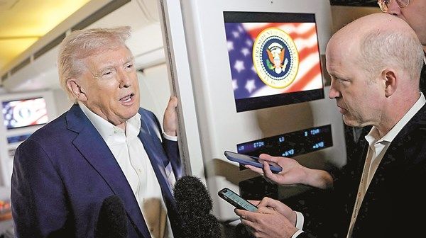 واشنطن تستثني الحواسيب والهواتف من الرسوم الجمركية الإضافية