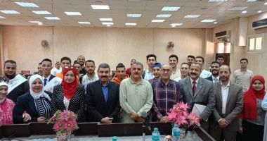 "العنف ليس حلا".. كلية التكنولوجيا جامعة حلوان تنطم حوارًا مفتوحًا مع الطلاب