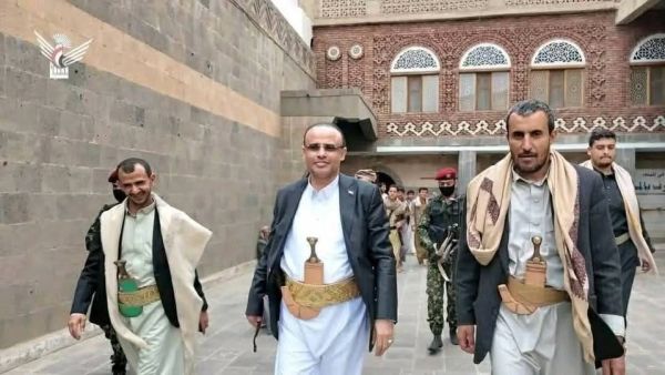 مجلة أمريكية متخصصة بالحرب تنشر أسماء وصور قيادات الحوثيين الذين قتلوا بالغارات الأمريكية الأخيرة