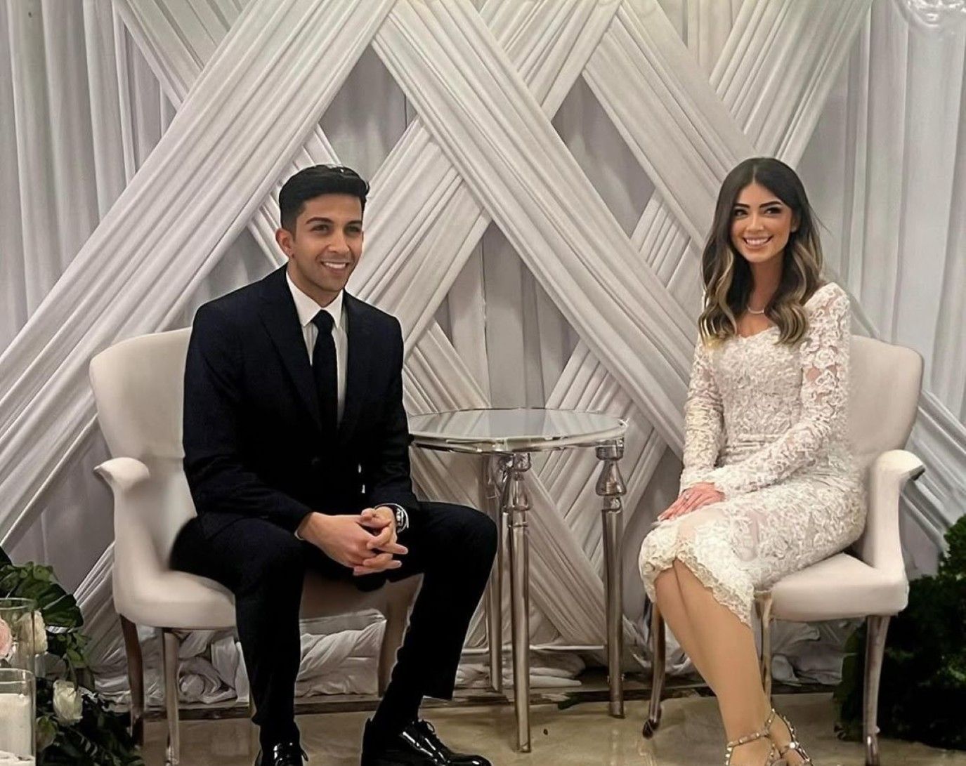 تأثر أحمد زاهر لحظة عقد قران ابنته ليلى على هشام جمال