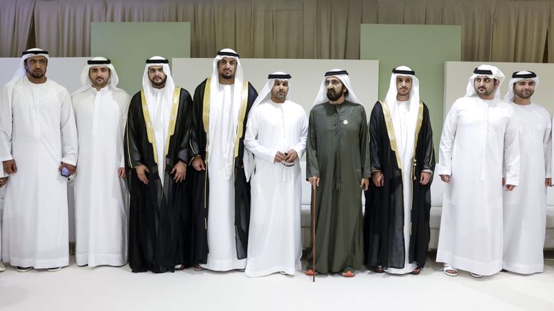 الامارات | محمد بن راشد يحضر أفراح بن غدير وملهوف والمقعودي