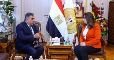 وزيرة التنمية المحلية تتابع مع محافظ الدقهلية الموقف التنفيذي لـ"حياة كريمة"