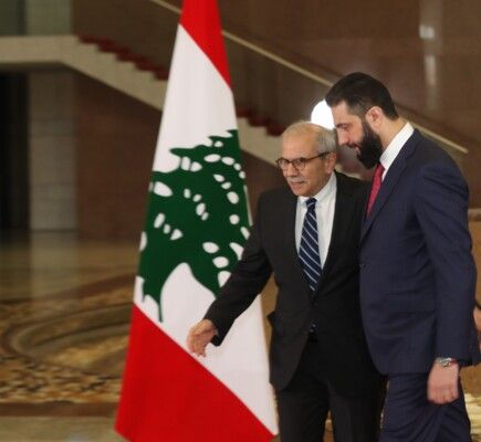 مصادر حكومية لبنانية للحدث: الاتفاق بين الشرع وسلام على تشكيل لجان لمتابعة الملفات العالقة