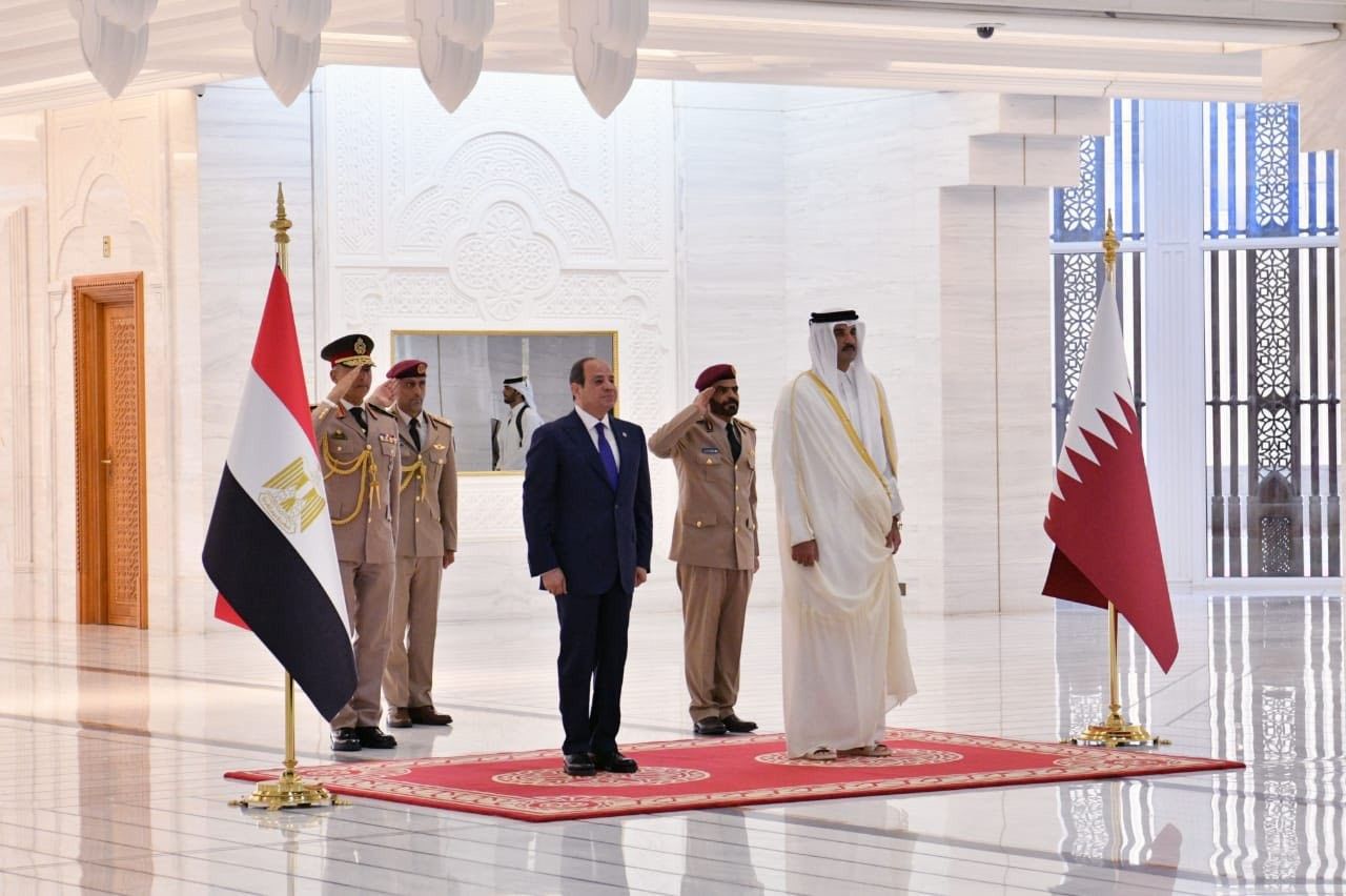 دون تهجير الفلسطينيين - الرئيس المصري وأمير قطر يدعمان خطة إعادة إعمار غزة