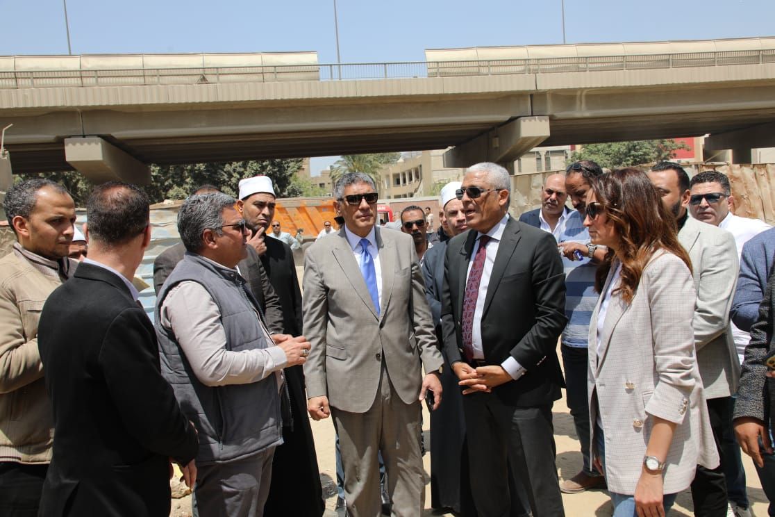 محافظ الجيزة يتفقد تطوير الشوارع المحيطة بمستشفى بولاق الدكرور قبل الافتتاح