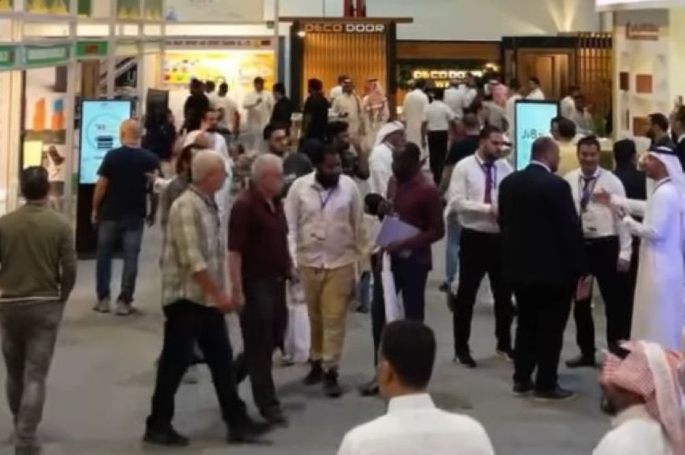 بمشاركة 300 عارض.. انطلاق فعاليات معرض جدة الدولي للبناء 2025