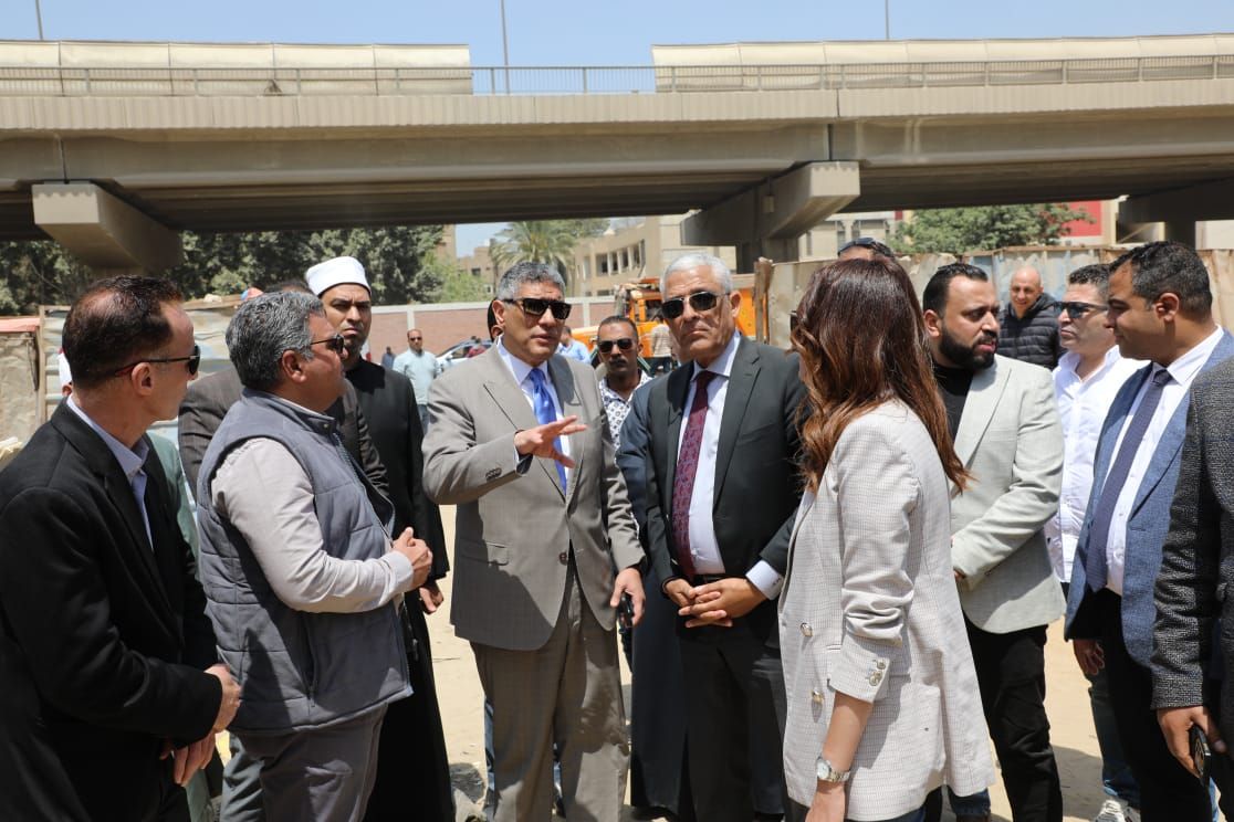 محافظ الجيزة يتفقد تطوير الشوارع المحيطة بمستشفى بولاق الدكرور قبل الافتتاح