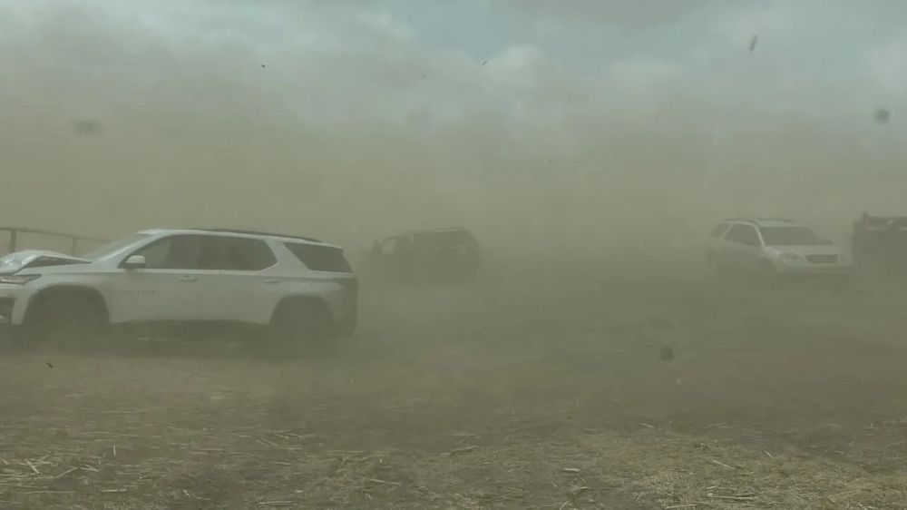 طقس الصباح الباكر.. أتربة مثارة على أجزاء من منطقة الرياض