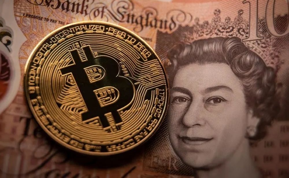 أسعار العملات.. الجنيه الإسترليني يرتفع مقابل الدولار واليورو