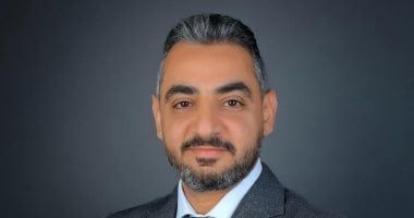 الطيار أحمد مطر مساعداً لرئيس الشركة المصرية القابضة للمطارات والملاحة الجوية