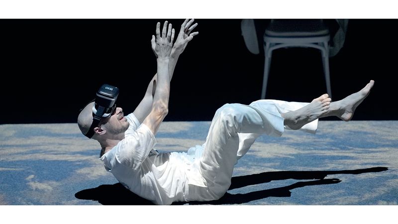 الامارات | «ميديا» متوّجة بذنوبها وهزيمة رقمية  لـ «دون كيشوت» في «مونودراما الفجيرة»